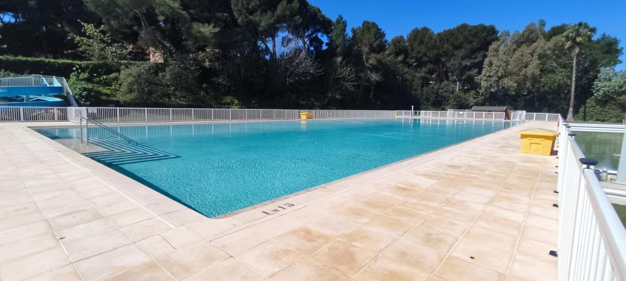 Bel Appartement Avec Piscine Proche Des Plages Six-Fours-les-Plages Eksteriør bilde